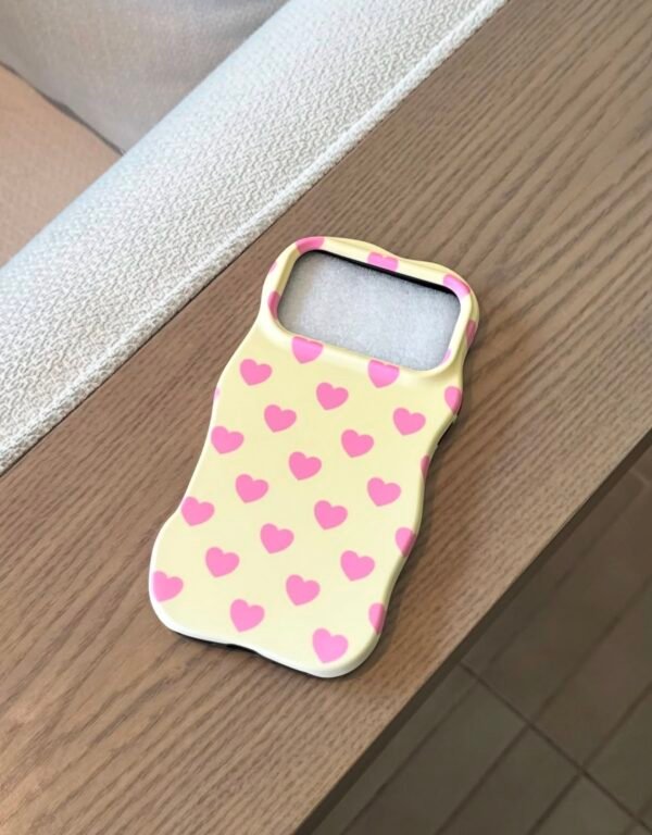 Wavy-edged iPhone Case