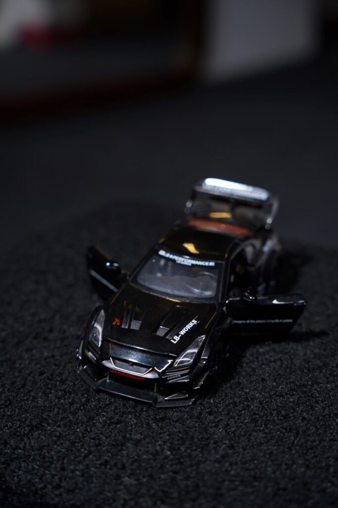 GT Nissan 35GT-RR Toy Car